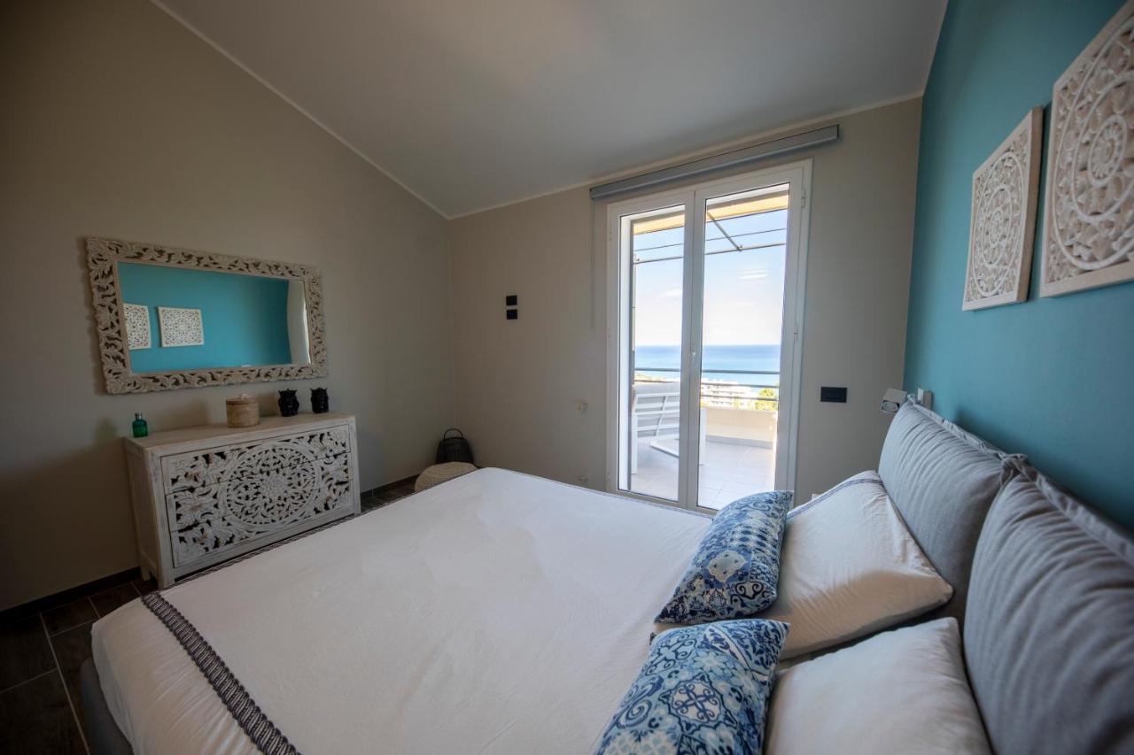Апартаменты Ilenia Seaview Чефалу Экстерьер фото